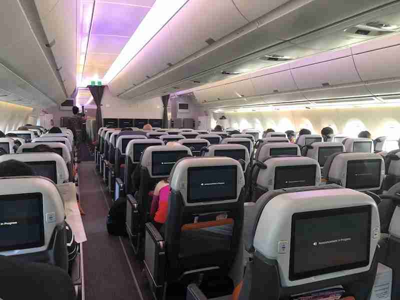 A350-900 ULR-lumière-plafond