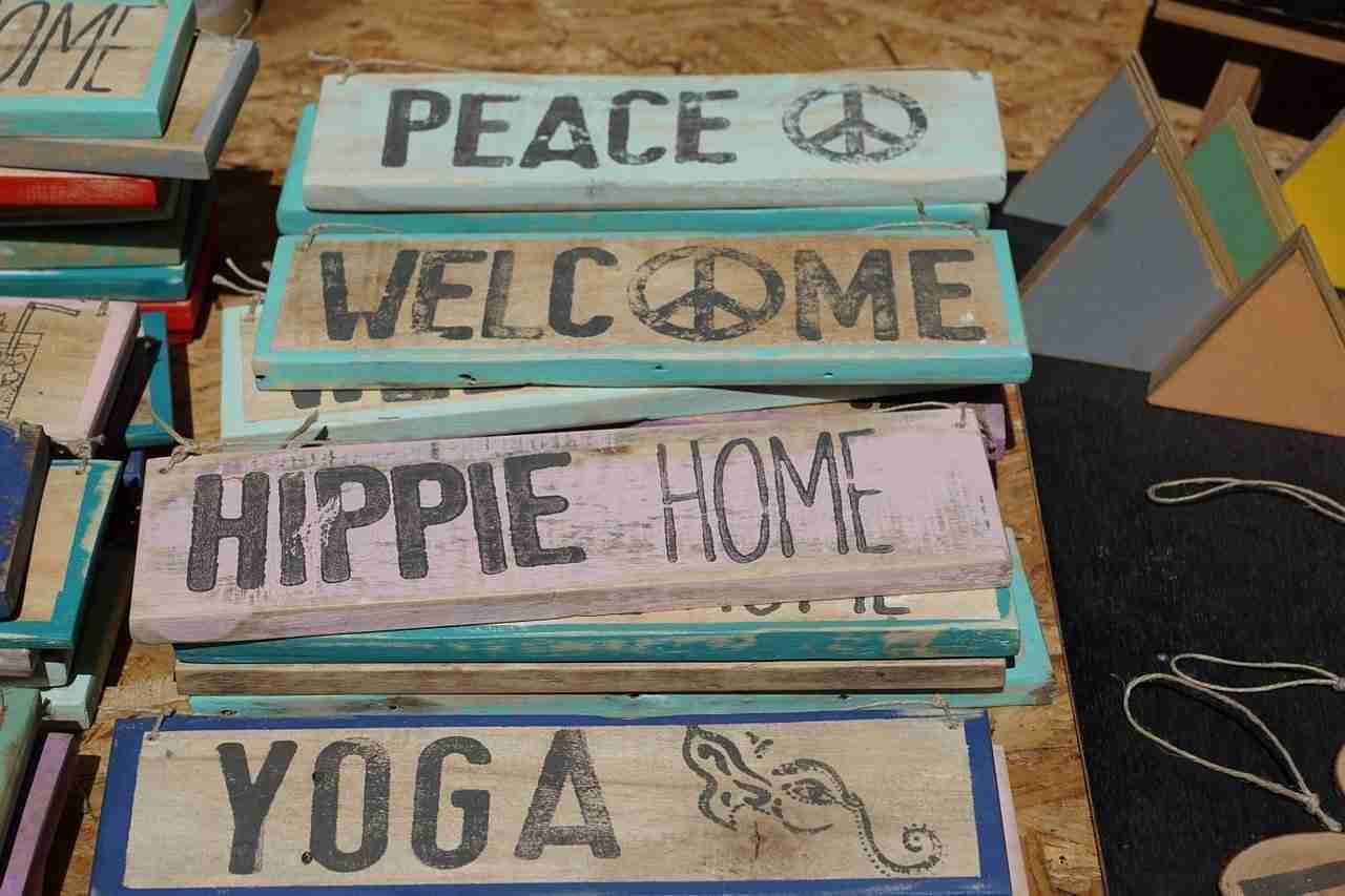 Signes Peace,Welcome, Hippie et Yoga