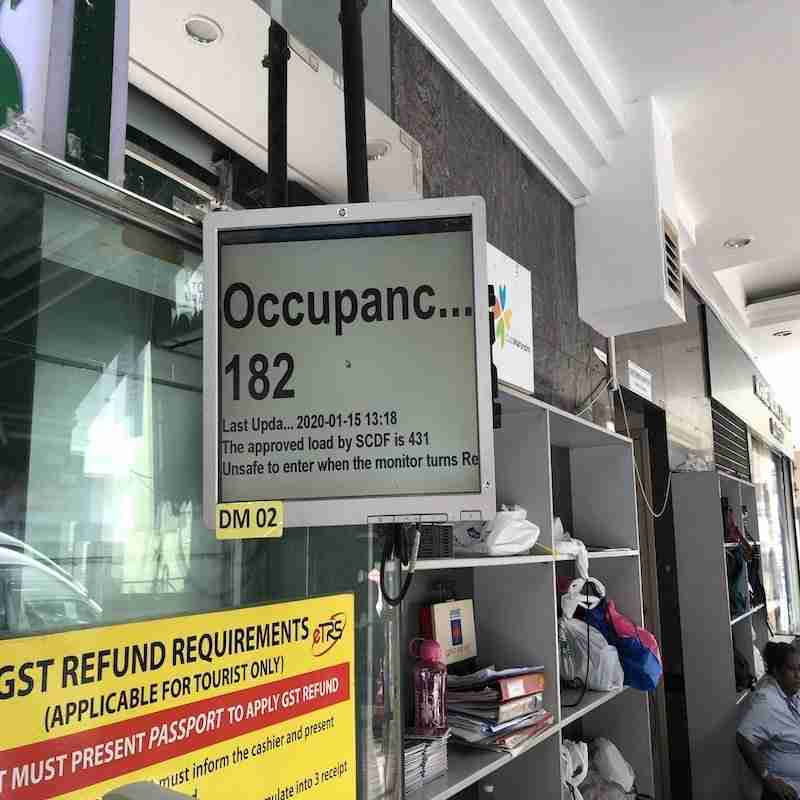 Consigne de Mustafa center Singapour.