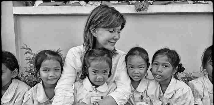 TIna et les petites filles