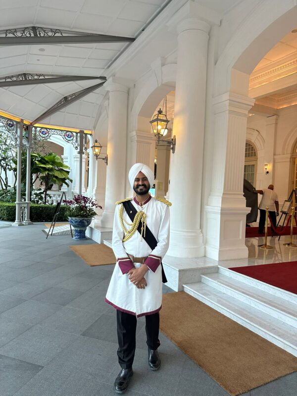 bonjour Monsieur (Raffles)